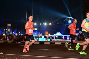 BIB: 3223
                            <button type="button" onclick="openModal(15063608)" class="btn btn-primary btn-sm float-right btn-popup" data-toggle="modal" data-target=".modal-high-quality">
                        <i class="fas fa-shopping-cart"></i> Add to Cart
                    </button>
                                            <button type="button" onclick="isThisMe(15063608, true)" class="btn btn-success btn-sm float-right btn-popup btn-isme hidden" data-toggle="tooltip" data-placement="bottom" title="นี่คือรูปของคุณใช่ไหม คลิกที่นี่เพื่อเอาเข้าอัลบั้ม">
                        <i class="fas fa-plus"></i> Add to album
                    </button>
                    <button type="button" onclick="isThisMe(15063608, false)" class="btn btn-warning btn-sm float-right btn-popup btn-isnotme hidden">
                        <i class="fas fa-ban"></i> Remove from album
                    </button>